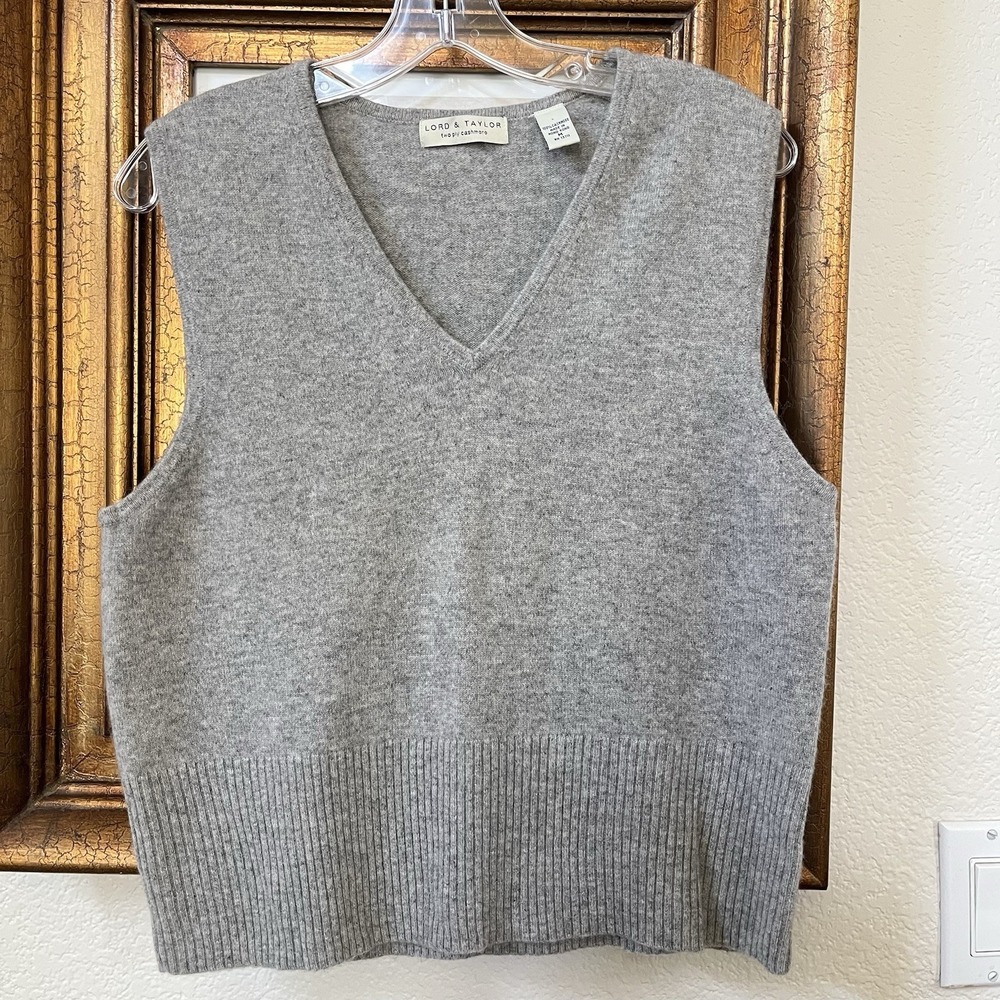 Lord & Taylor Cashmere Sweater Vest Gray Minimalist Quiet Luxury V Neck M Soft